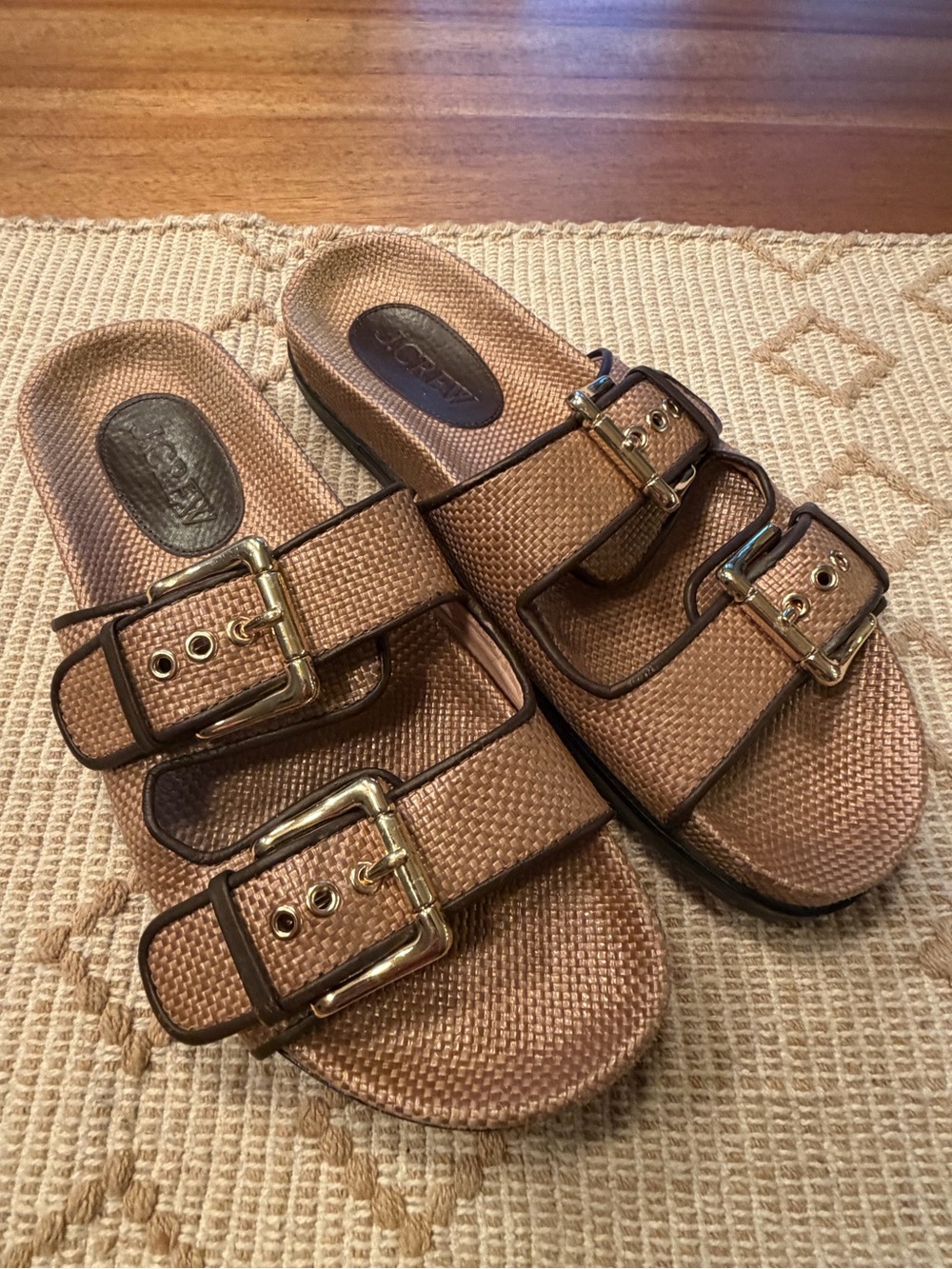 Crew New Colbie wide-strap buckle sandals size 9